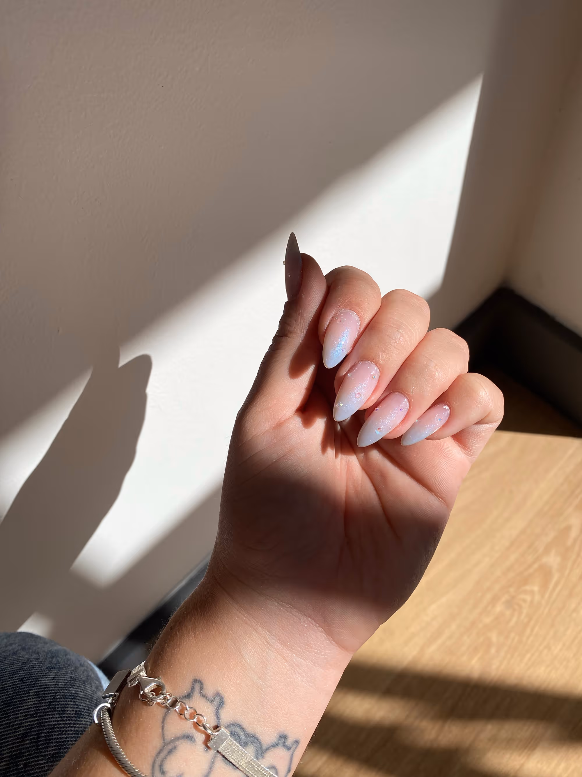 Manicura y pedicura a domicilio en Tamaraceite y Tafira — Manicura Las Palmas