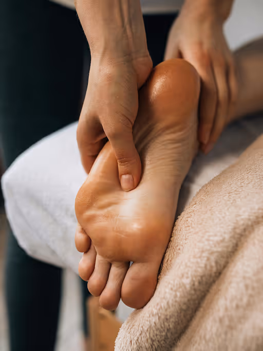 Pedicura a domicilio en Las Palmas de Gran Canaria — Manicura Las Palmas