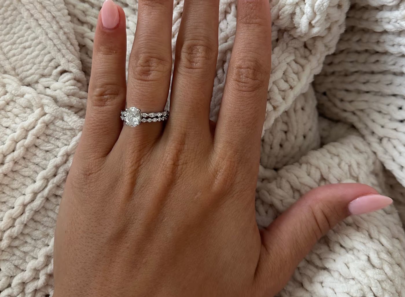 Uñas semipermanentes en tono pastel — Manicura Las Palmas